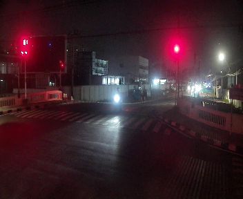 ภาพล่าสุดจากกล้อง แยกสะพานแดง