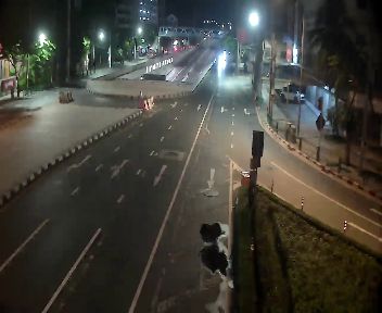 Latest picture from the Ratchada-Ratchaphruek Intersection, Ratchadaphisek Road side camera