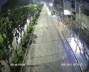 Latest picture from the Footbridge near Soi Ratchadaphisek 3 camera