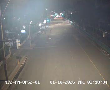 Latest picture from the Overpass in front of Wachira Phayaban, Sam Sen Rd camera