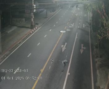 Latest picture from the Chan-Narathiwat Intersection (Narathiwat Road median, next to the police booth) camera