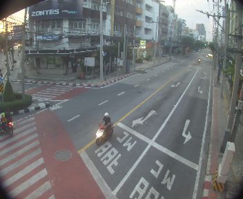 ภาพล่าสุดจากกล้อง แยกจันทน์-สาธุประดิษฐ์ ด้านถนนสาธุประดิษฐ์