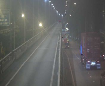 Latest picture from the Taling Chan exit ramp, inbound side camera