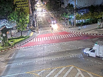 ภาพล่าสุดจากกล้อง แยกเพชรเกษม 81