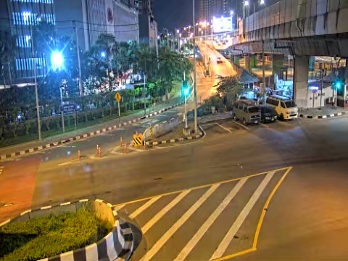 Latest picture from the Phet Kasem Rd intersects Ratchaphruek Rd camera