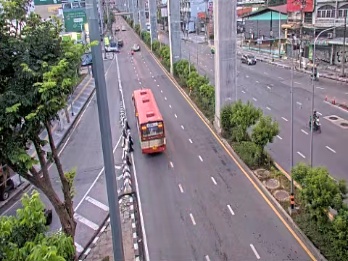 ภาพล่าสุดจากกล้อง ถ.ลาดพร้าว ตัด ถ.ประดิษฐ์มนูธรรม
