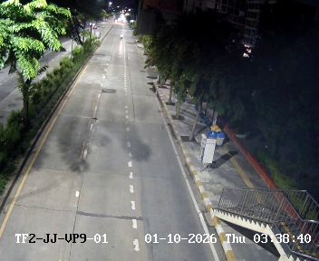 Latest picture from the Footbridge near Big C Extra Entrance to Soi Lat Phrao 7 on Lat Phrao Road camera