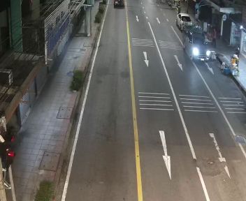 Latest picture from the In front of The Bank of Thailand: BOT on Sam Sen Road camera