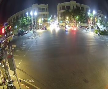 Latest picture from the Khok Wua Intersection camera