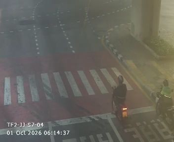 ภาพล่าสุดจากกล้อง แยกรัชโยธิน (ถนนพหลโยธินขาออก ข้างป้อมตำรวจ)