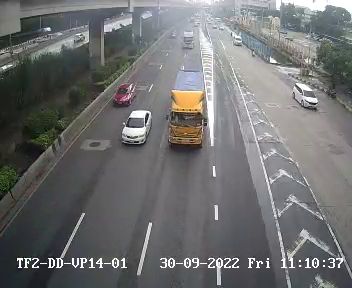 Latest picture from the UTCC footbridge near the entrance to Vibhavadi-Rangsit 2 on Vibhavadi-Rangsit Road camera