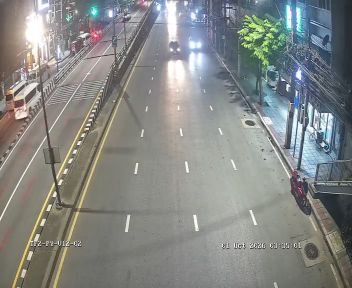 Latest picture from the Footbridge near the entrance to Soi Bun Yu, Din Daeng Rd camera