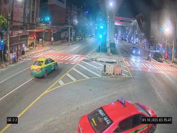 Latest picture from the Bang Khae Intersection camera