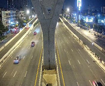 Latest picture from the Rama 2 Rd, in front of Bang Mot Hospital camera