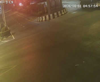 Latest picture from the Rama IV Intersection / Khlong Toei Intersection camera
