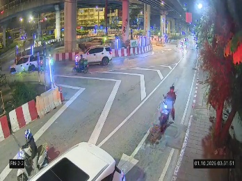 Latest picture from the Suk Sawat Rd - Rama 2 Rd Intersection camera