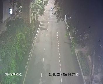 Latest picture from the Footbridge near  Nawati Somdet Ya Hospital on Phahon Yothin Road camera