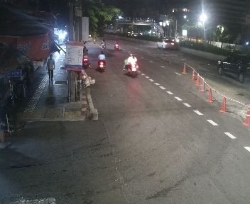Latest picture from the Bon Kai area, outbound Rama IV Road camera