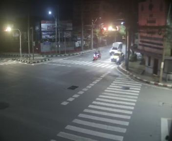 Latest picture from the Nakhon Chai Si Intersection camera
