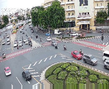 Latest picture from the Phan Phiphop Lila Intersection camera