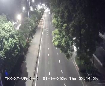 Latest picture from the Footbridge in front of Makro on Narathiwas Road camera