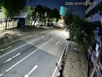 Latest picture from the Wang Daeng Intersection camera