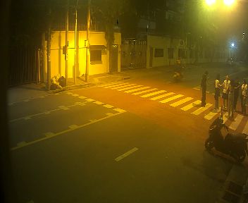 ภาพล่าสุดจากกล้อง แนวถนนพระอาทิตย์
