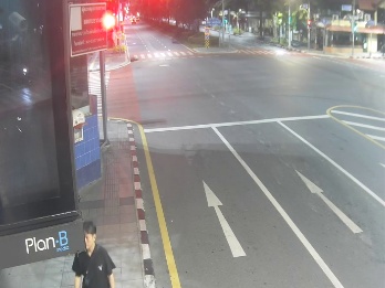 Latest picture from the Silom-Naradhiwas Intersection camera