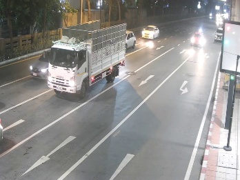 Latest picture from the Silom-Naradhiwas Intersection camera