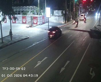 Latest picture from the Central barrier near the police box on Vibhavadi Rangsit Road camera