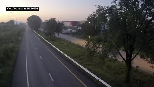 Latest picture from the 1 - Mueang Tak District, Tak Province, toward Kamphaeng Phet Province camera