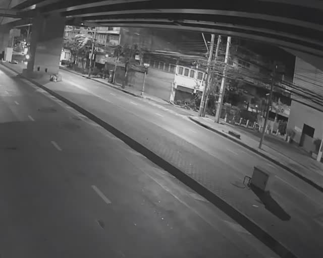 Latest picture from the MRT Wong Sawang camera