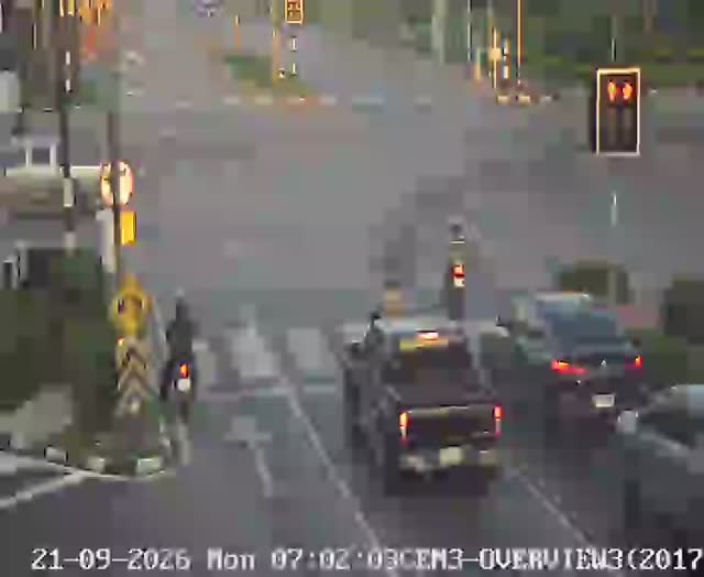 Latest picture from the Central intersection East camera