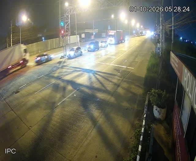 Latest picture from the Hua Noen S Intersection camera