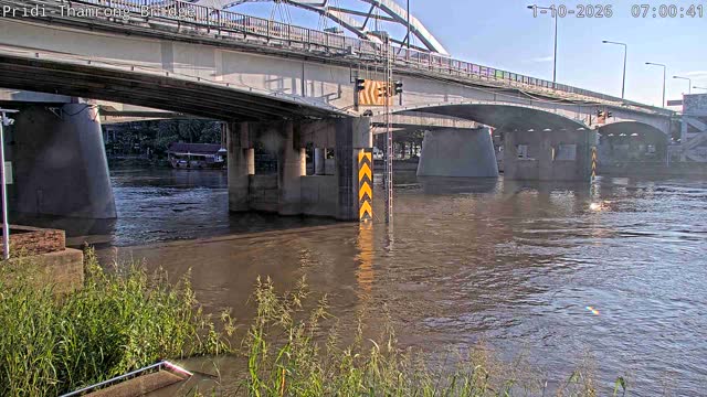 Latest picture from the Pridi-Thamrong Bridge camera