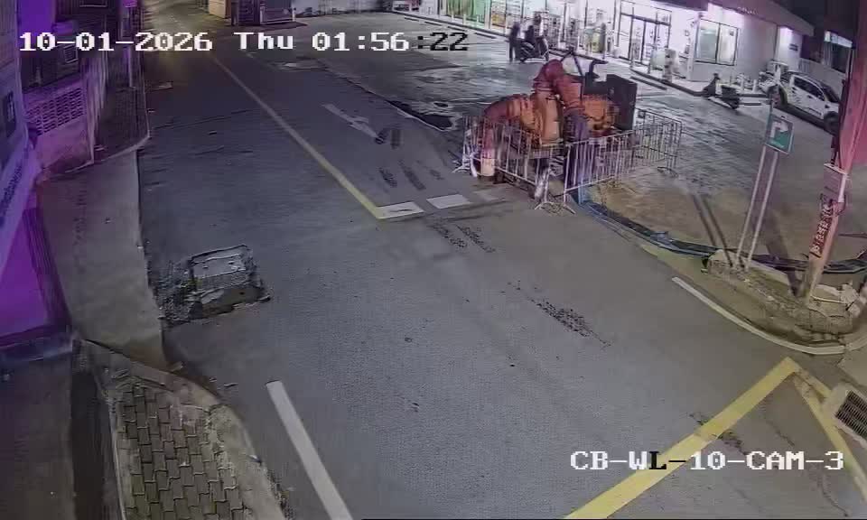Latest picture from the Soi Lat Phrao 80 Yaek 22 (Soi Rattanaphong) - CAM3 camera