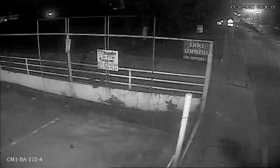 Latest picture from the MaxValu, Chaeng Watthana Rd-CAM4 camera