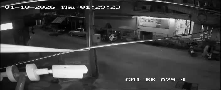Latest picture from the 16. Entrance to Nawamin Soi 105 (Moo Samakkhi)-CAM4 camera