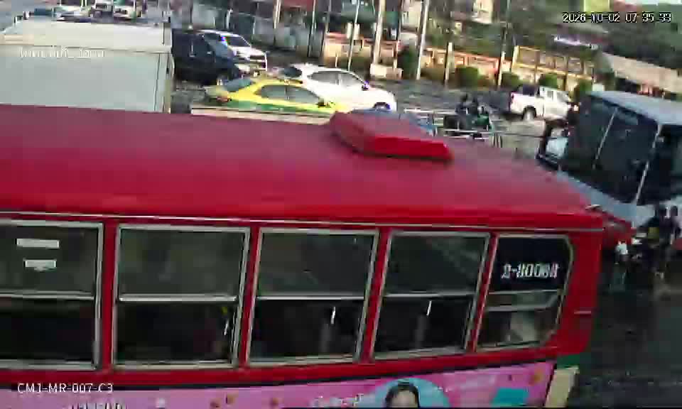 Latest picture from the Suwinthawong Rd and Hathai Rat Rd intersection-CAM3 camera
