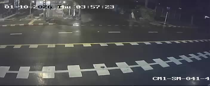 Latest picture from the Entrance to Soi Watcharaphon 3 (opposite the entrance to Thairath Witthaya 75 School)-CAM4 camera