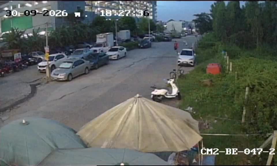 Latest picture from the Soi Phet Kasem 62/3-CAM2 camera