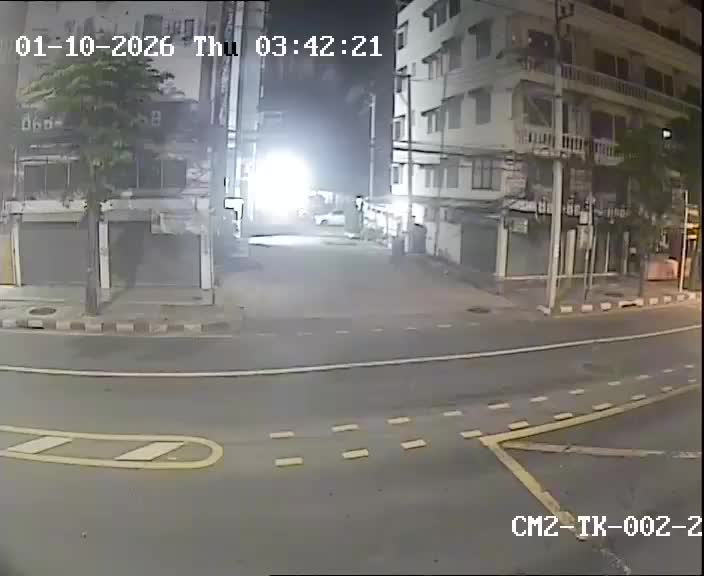 Latest picture from the Soi Pracha Uthit 75-CAM2 camera
