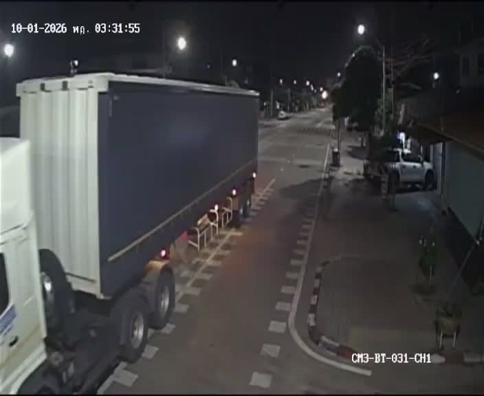 Latest picture from the Entrance to Soi Bang Kradi 23-CAM1 camera