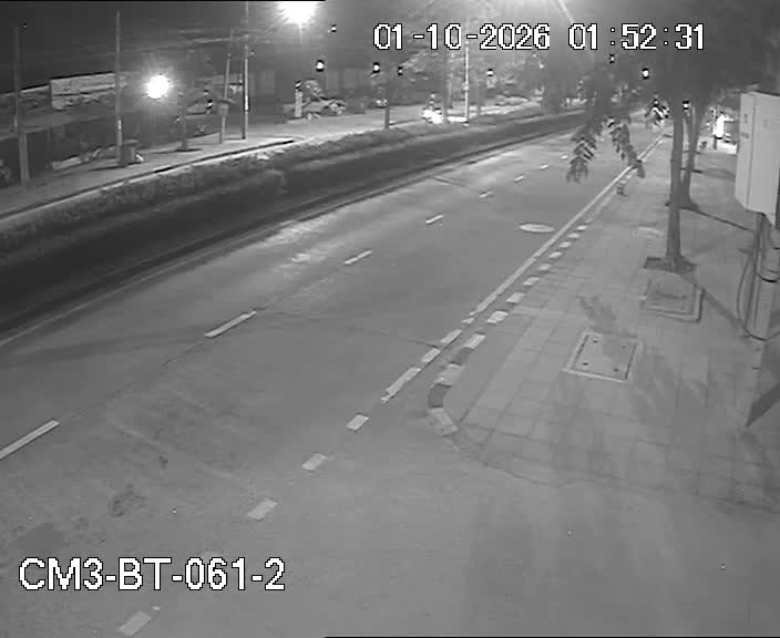 Latest picture from the Entrance to Soi Tha Kham 3-CAM2 camera