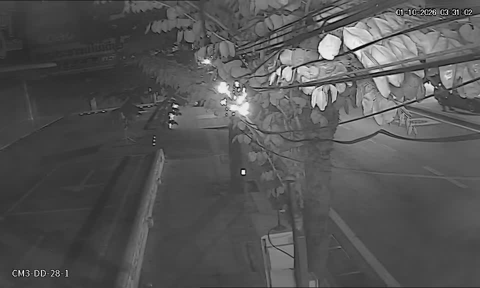 Latest picture from the Soi Inthamara 53 entrance-CAM1 camera