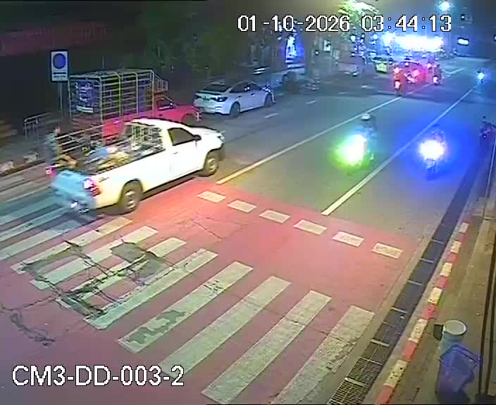 Latest picture from the Entrance to Soi Pracha Songkhro 37-CAM2 camera