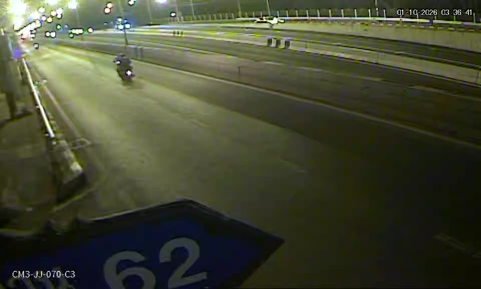 Latest picture from the At the entrance to Soi Ngam Wong Wan 62-CAM3 camera