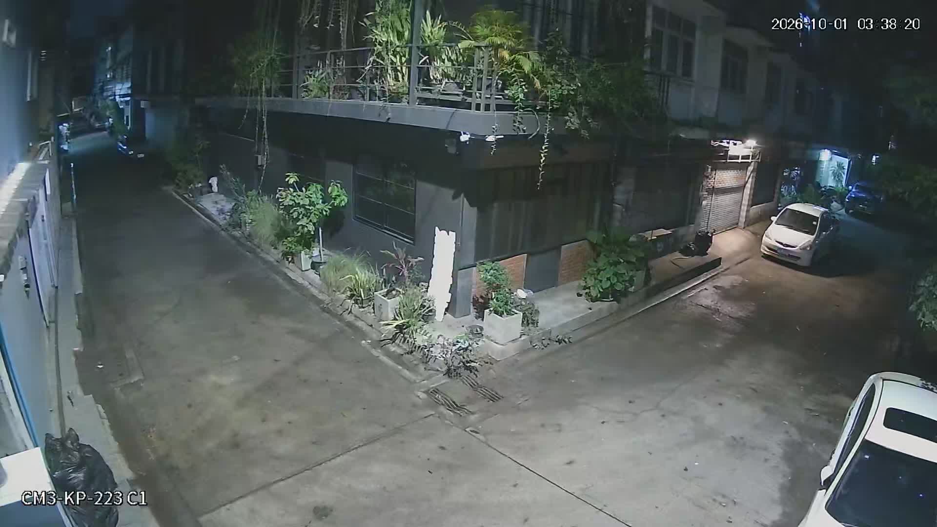 Latest picture from the Sidewalk along the main road in front of Ramkhamhaeng University-CAM1 camera