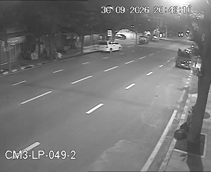 Latest picture from the Opposite the entrance to Soi Sukhonthasawat 38-CAM2 camera