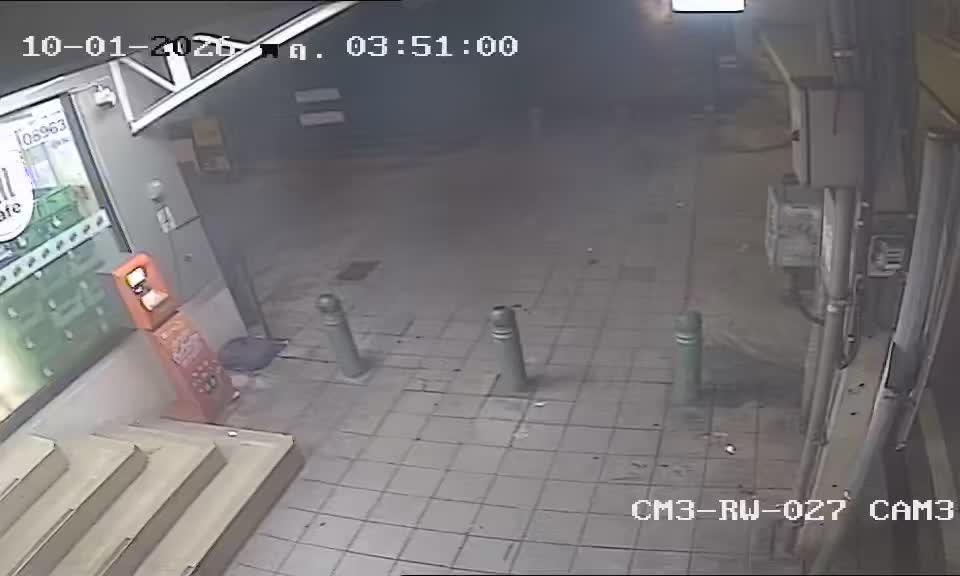 Latest picture from the In front of 7-ELEVEN Donbosco (Phetchaburi Rd)-CAM3 camera